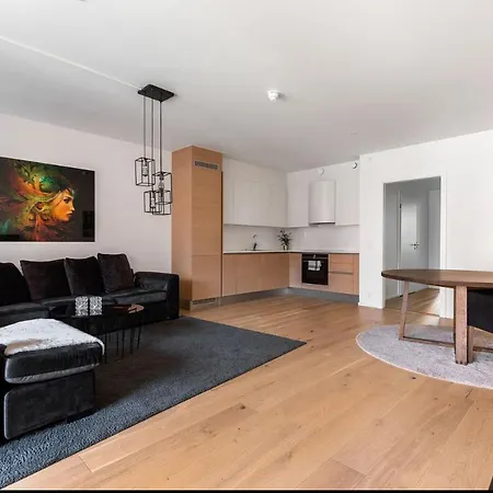 Modern In The Heart Of Apartment